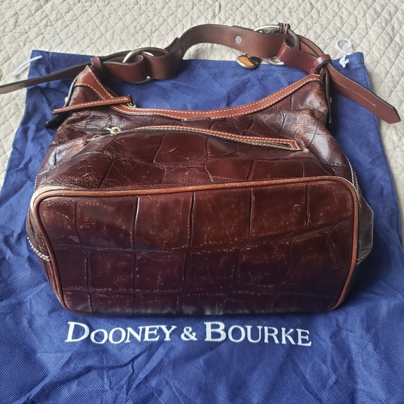 Dooney and bourke leather bag - Picture 2 of 6